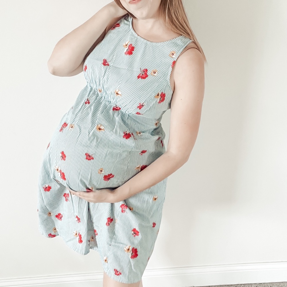 Old Navy Floral Maternity Dress